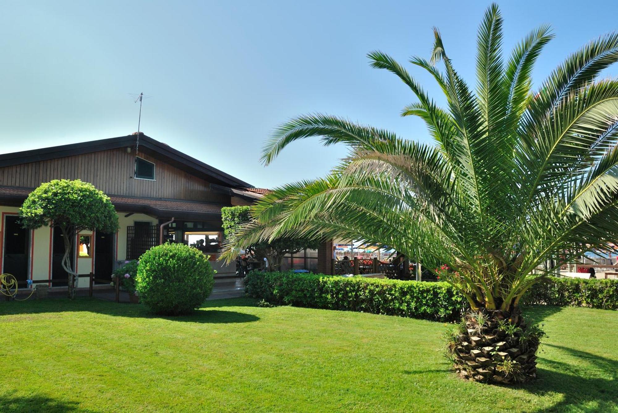 Campeggio Italia Marina di Massa Exterior photo
